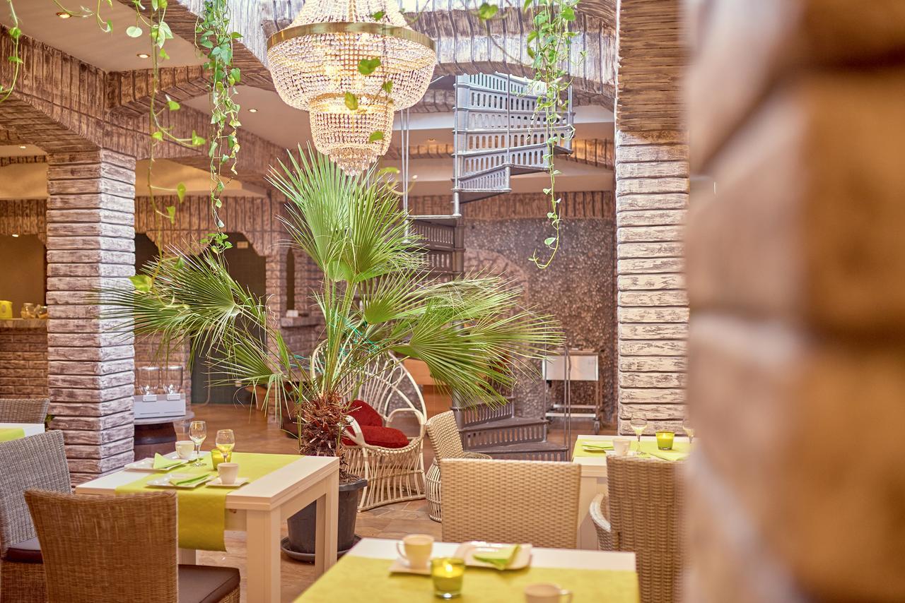 Hotel Zur Alten Stadtkellerei Λειψία Εξωτερικό φωτογραφία The lobby